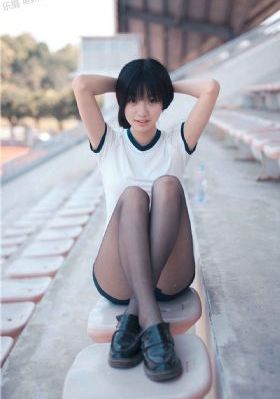 和平精英女性乳液有多白-免费迅雷下载