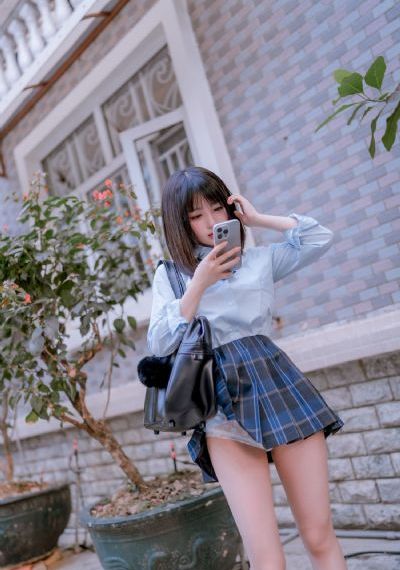 女人裸下身照无内裤-无水印国语版完整版