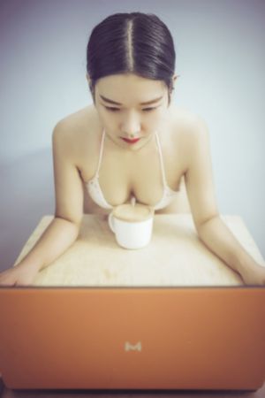 日韩专区-正片在线观看