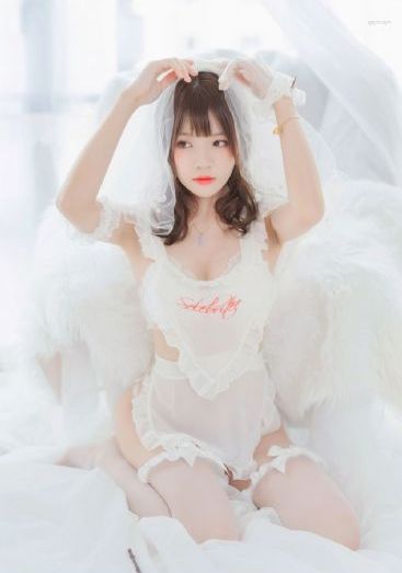 亚洲蜜芽在线精品一区-蓝光字幕在线视频播放
